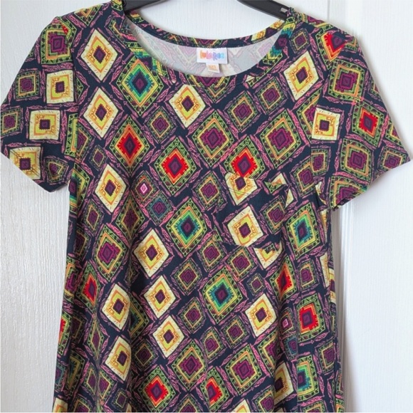 Geometric Patterned Mini Dress - Picture 2 of 2